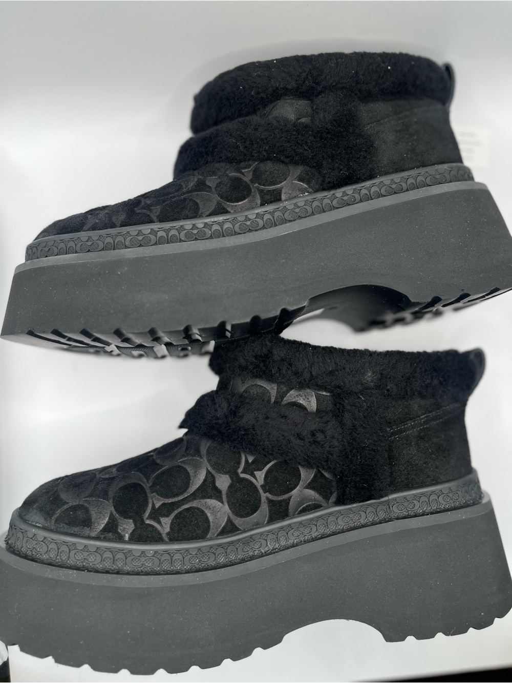 Coach New Women's 8B Black Signature Shearling Slip-On Booties - Picture 4 of 6